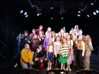 Студенты факультета театрального искусства посетили 2 спектакля театра-студии "Школа Радости"