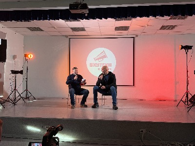 Николай Валуев встретился со студентами ВХУТЕИН на съемках проекта "ВХУТЕИН в эфире"